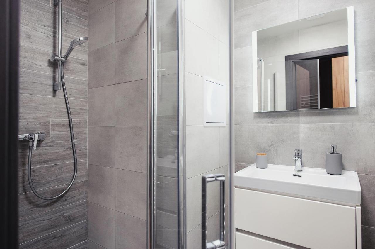 Apartmany Stiavnica & Durkova - Galeria Apartments Jasna Lucky デマノブスカ・ドリーナ エクステリア 写真