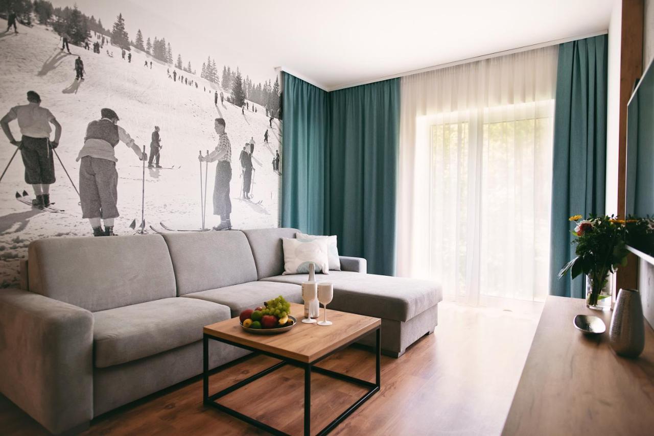 Apartmany Stiavnica & Durkova - Galeria Apartments Jasna Lucky デマノブスカ・ドリーナ エクステリア 写真