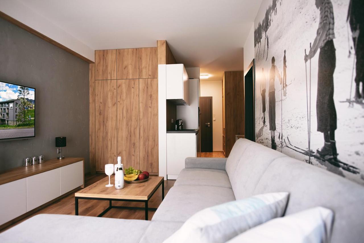 Apartmany Stiavnica & Durkova - Galeria Apartments Jasna Lucky デマノブスカ・ドリーナ エクステリア 写真