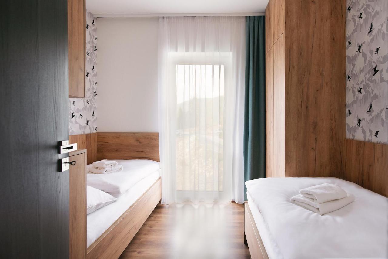 Apartmany Stiavnica & Durkova - Galeria Apartments Jasna Lucky デマノブスカ・ドリーナ エクステリア 写真