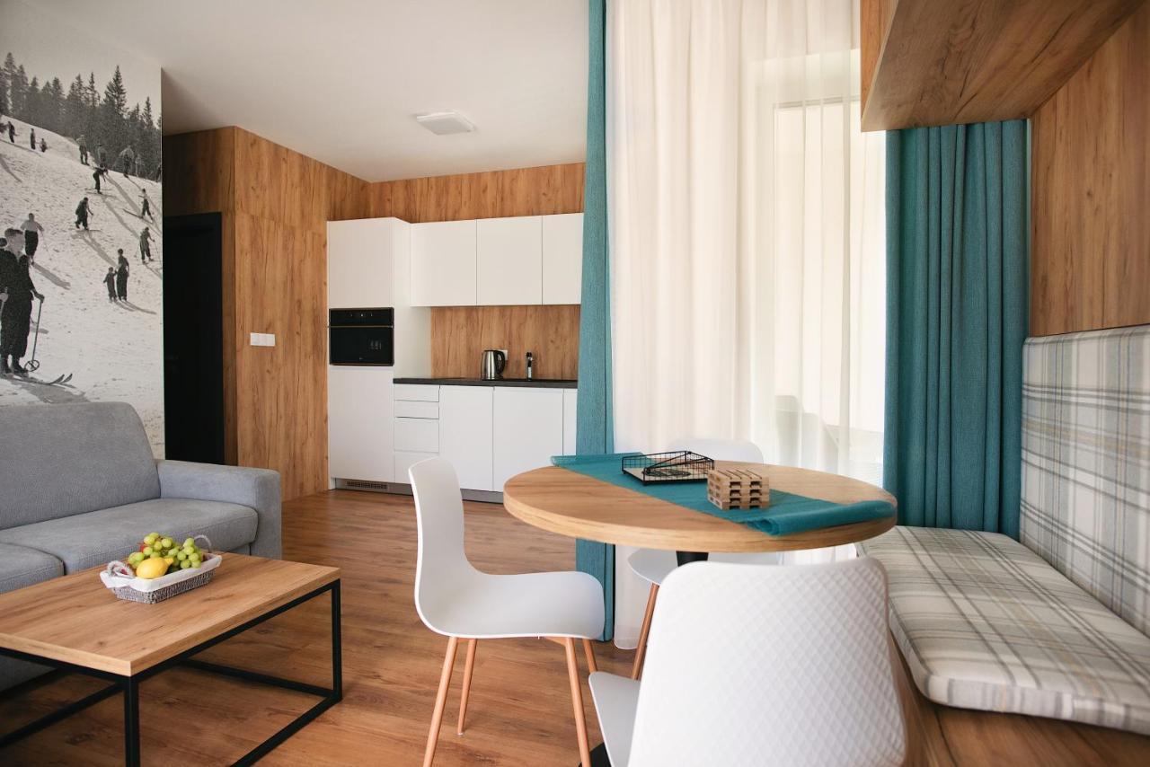 Apartmany Stiavnica & Durkova - Galeria Apartments Jasna Lucky デマノブスカ・ドリーナ エクステリア 写真